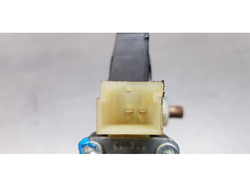 Recambio de motor elevalunas delantero izquierdo para skoda octavia lim. (5e3) ambition referencia OEM IAM 5Q0959801B   Recambio de motor elevalunas delantero izquierdo para skoda octavia lim. (5e3) ambition referencia OEM IAM 5Q0959801B