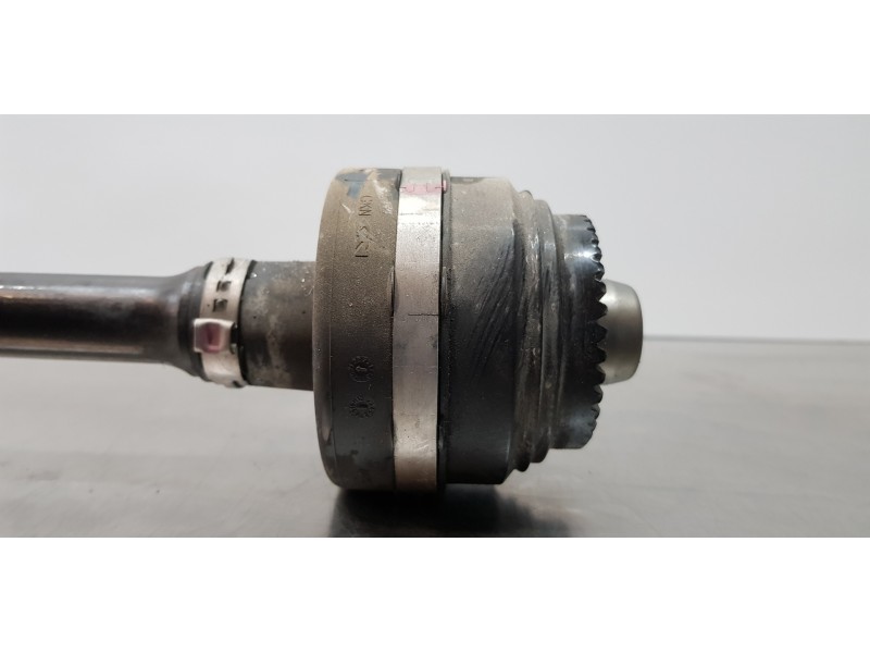 Recambio de transmision trasera derecha para bmw serie x3 (g01) xdrive20d referencia OEM IAM 33208679968 8679968 