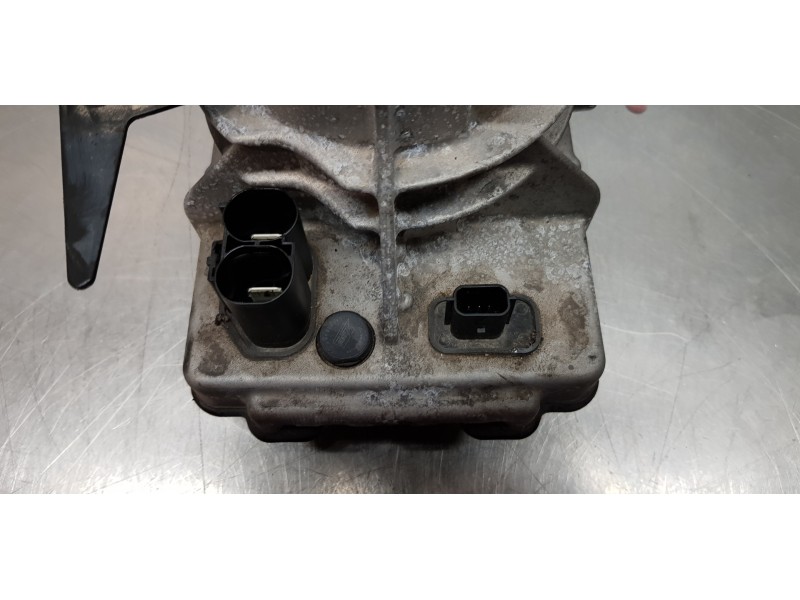 Recambio de bomba direccion para nissan primastar cerrada referencia OEM IAM 491108485R  