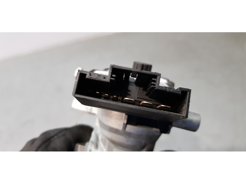 Recambio de antirrobo para seat toledo (kg3) reference referencia OEM IAM 6C0905865   Recambio de antirrobo para seat toledo (kg3) reference referencia OEM IAM 6C0905865