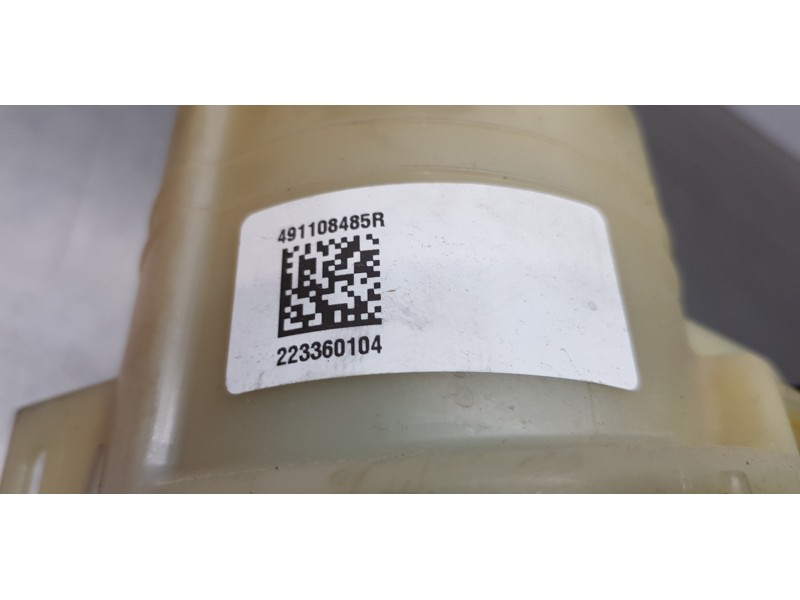 Recambio de bomba direccion para nissan primastar cerrada referencia OEM IAM 491108485R  