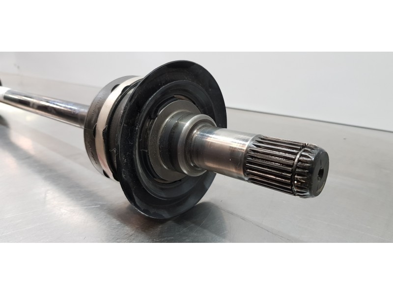 Recambio de transmision trasera izquierda para bmw serie x3 (g01) xdrive20d referencia OEM IAM 33208679967 8679967 