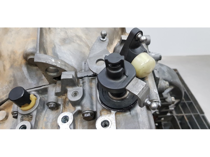 Recambio de caja cambios para citroen jumpy combi referencia OEM IAM 20MB46   Recambio de caja cambios para citroen jumpy combi referencia OEM IAM 20MB46