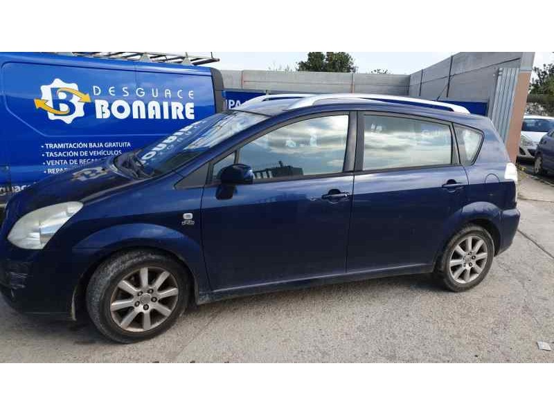 toyota corolla verso (r1) del año 2005