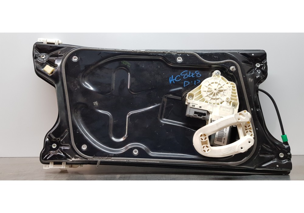 Recambio de elevalunas delantero derecho para land rover range rover sport v6 td se referencia OEM IAM CUH500240 7H2223200CC CUR