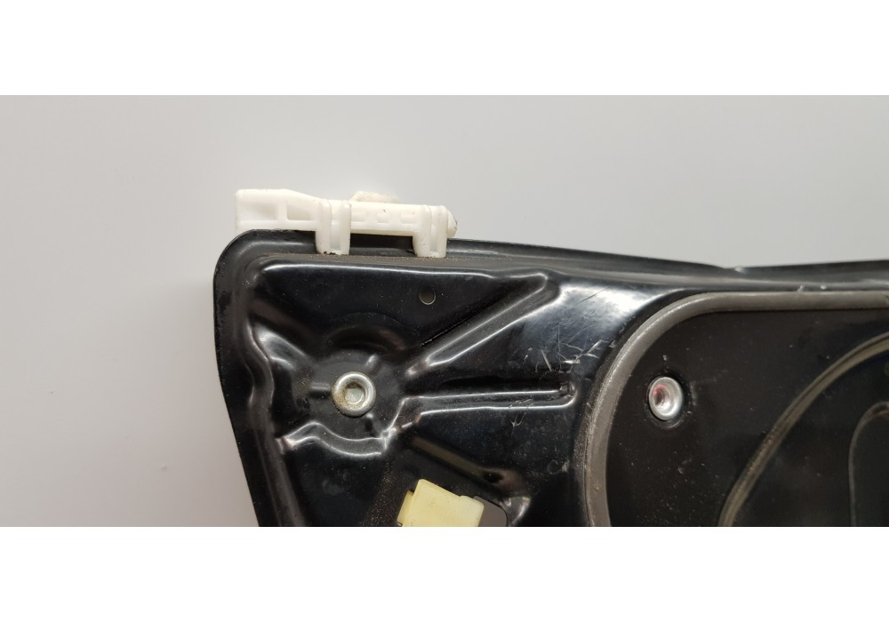 Recambio de elevalunas delantero derecho para land rover range rover sport v6 td se referencia OEM IAM CUH500240 7H2223200CC CUR