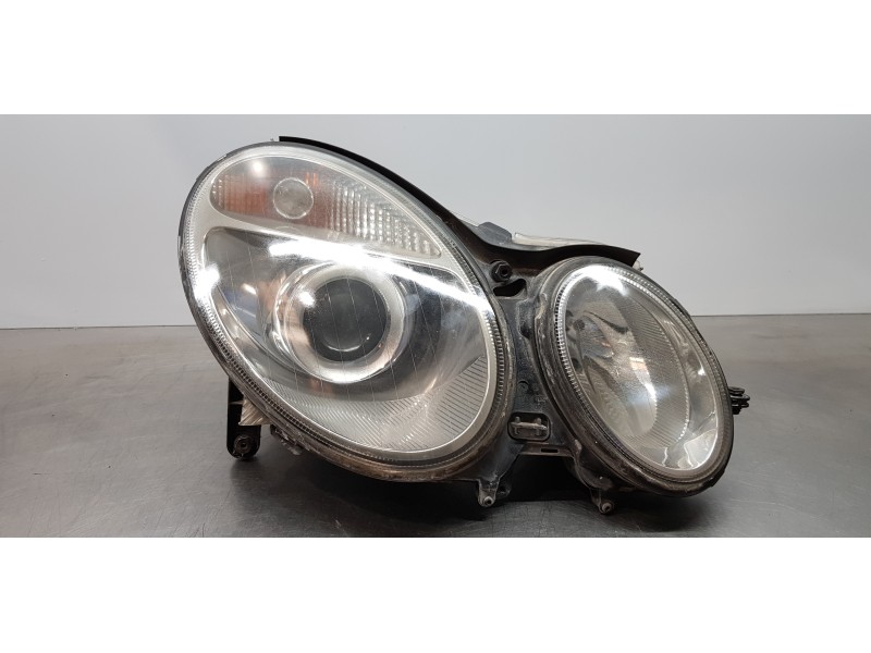 Recambio de faro derecho para mercedes clase e (w211) berlina e 270 cdi (211.016) referencia OEM IAM A2118200261   Recambio de faro derecho para mercedes clase e (w211) berlina e 270 cdi (211.016) referencia OEM IAM A2118200261