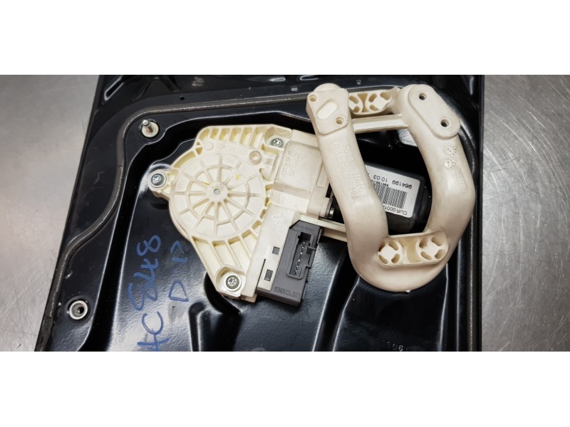 Recambio de elevalunas delantero derecho para land rover range rover sport v6 td se referencia OEM IAM CUH500240 7H2223200CC CUR