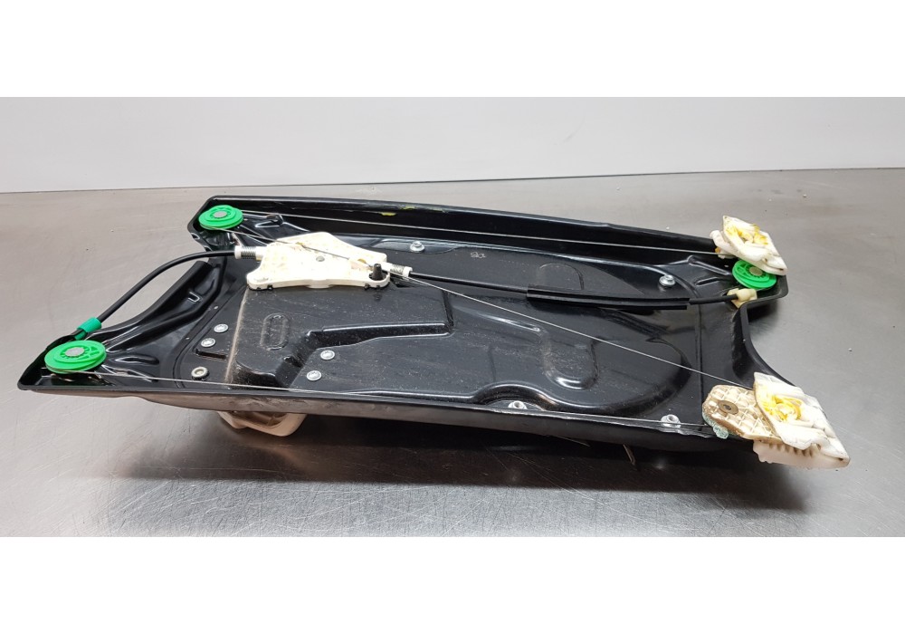 Recambio de elevalunas delantero derecho para land rover range rover sport v6 td se referencia OEM IAM CUH500240 7H2223200CC CUR