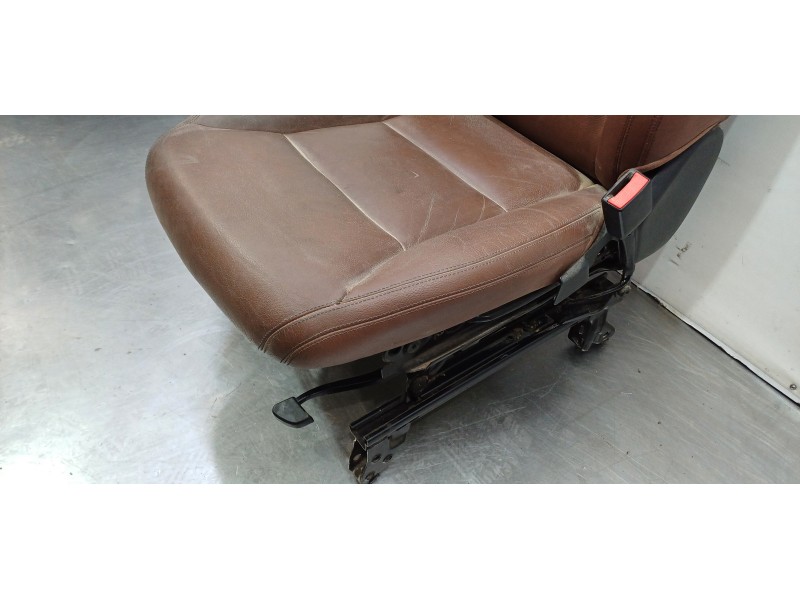 Recambio de juego asientos completo para mercedes clase b (w246) b 200 cdi be (246.201) referencia OEM IAM A0009105408 A00191004