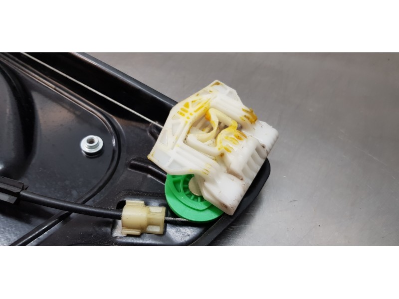 Recambio de elevalunas delantero derecho para land rover range rover sport v6 td se referencia OEM IAM CUH500240 7H2223200CC CUR