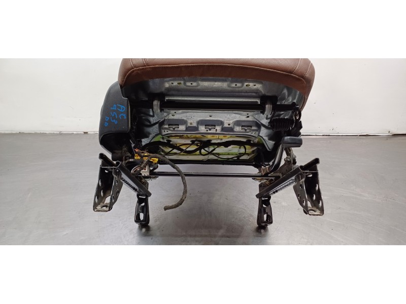 Recambio de juego asientos completo para mercedes clase b (w246) b 200 cdi be (246.201) referencia OEM IAM A0009105408 A00191004