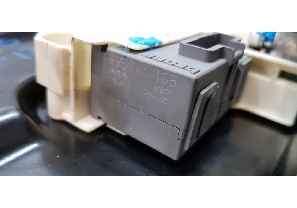 Recambio de elevalunas delantero derecho para land rover range rover sport v6 td se referencia OEM IAM CUH500240 7H2223200CC CUR