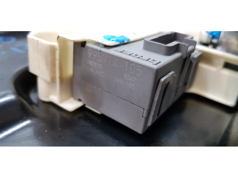 Recambio de elevalunas delantero derecho para land rover range rover sport v6 td se referencia OEM IAM CUH500240 7H2223200CC CUR