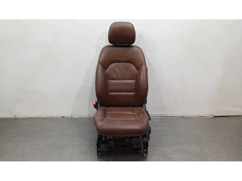 Recambio de juego asientos completo para mercedes clase b (w246) b 200 cdi be (246.201) referencia OEM IAM A0009105408 A00191004