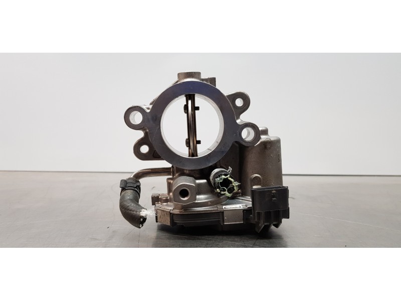 Recambio de caja mariposa para nissan primastar cerrada referencia OEM IAM 161A05894R  