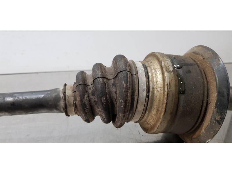 Recambio de transmision trasera derecha para bmw serie 1 lim. (f20/f21) 118d referencia OEM IAM 33208680348  