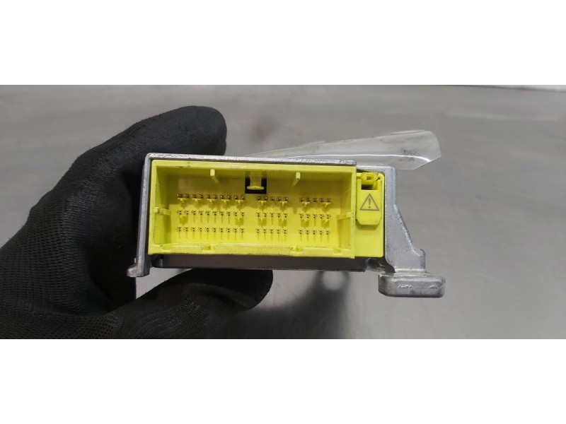 Recambio de centralita airbag para toyota prius (nhw30) eco referencia OEM IAM 8917047101   Recambio de centralita airbag para toyota prius (nhw30) eco referencia OEM IAM 8917047101