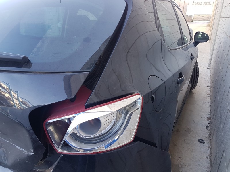 seat ibiza (6j5) del año 2009