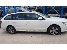 skoda superb combi (3t5) del año 2012 2