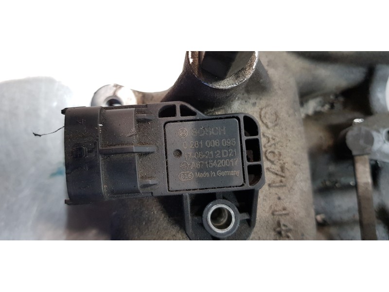 Recambio de colector admision para ssangyong rodius xdi limited referencia OEM IAM A6711410601  