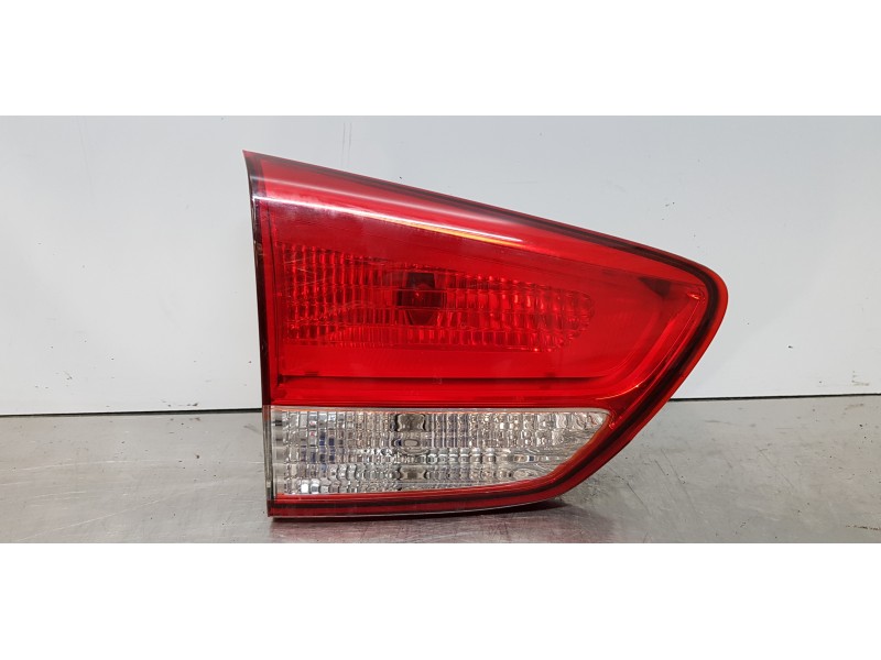 Recambio de piloto trasero izquierdo interior para kia carens ( ) attract referencia OEM IAM 92403A4020  