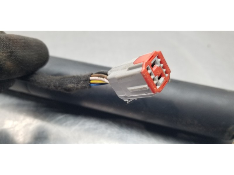 Recambio de amortiguadores maletero / porton para ford focus turnier active referencia OEM IAM 2634285 JX7BN404C84AG  Recambio de amortiguadores maletero / porton para ford focus turnier active referencia OEM IAM 2634285 JX7BN404C84AG