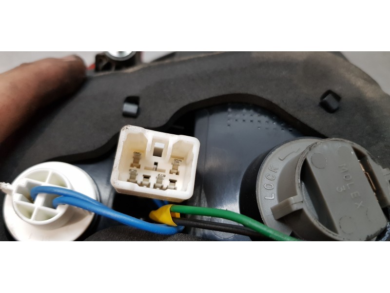 Recambio de piloto trasero izquierdo interior para kia carens ( ) attract referencia OEM IAM 92403A4020  