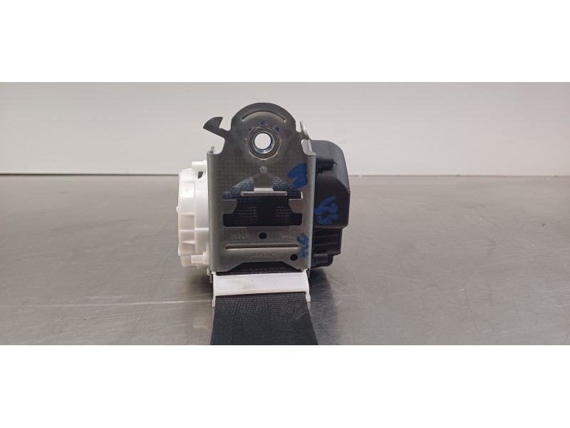 Recambio de cinturon seguridad delantero derecho para nissan primastar cerrada referencia OEM IAM 868844699R  