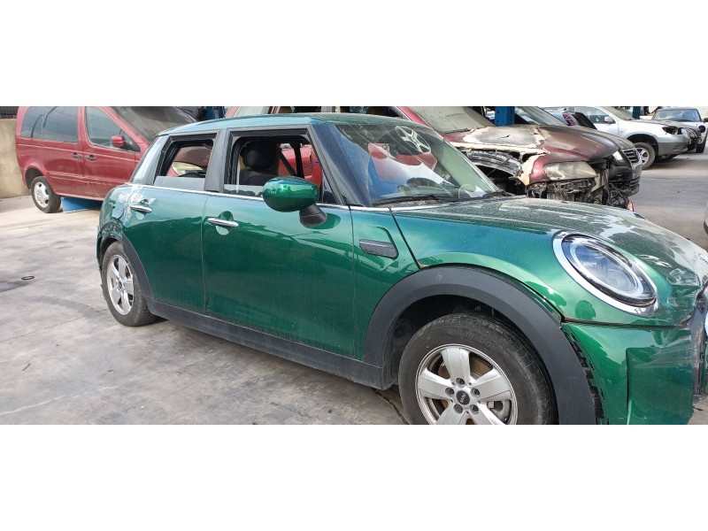 mini mini 5-trg. (f55) del año 2022