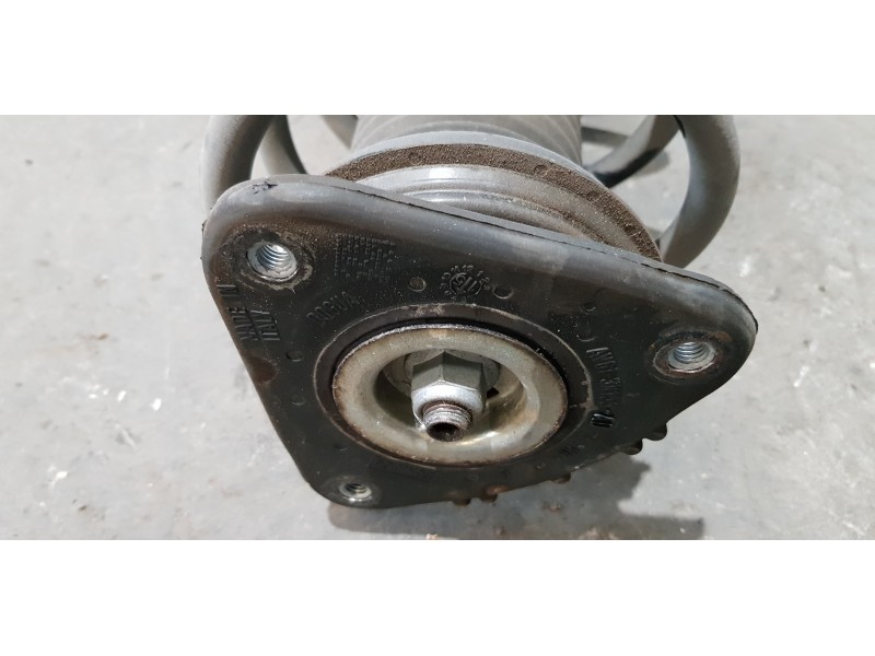 Recambio de amortiguador delantero derecho para ford c-max (ceu) titanium referencia OEM IAM BV6118045LAB   Recambio de amortiguador delantero derecho para ford c-max (ceu) titanium referencia OEM IAM BV6118045LAB