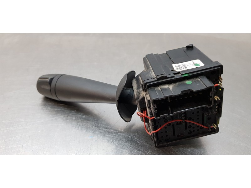 Recambio de mando limpia para dacia duster ambiance 4x4 referencia OEM IAM 8201168008   Recambio de mando limpia para dacia duster ambiance 4x4 referencia OEM IAM 8201168008