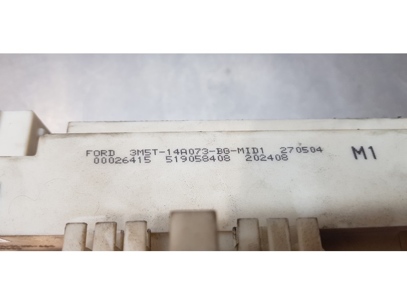 Recambio de caja reles / fusibles para ford focus c-max (cap) trend (d) referencia OEM IAM 3M5T14014CAB   Recambio de caja reles / fusibles para ford focus c-max (cap) trend (d) referencia OEM IAM 3M5T14014CAB