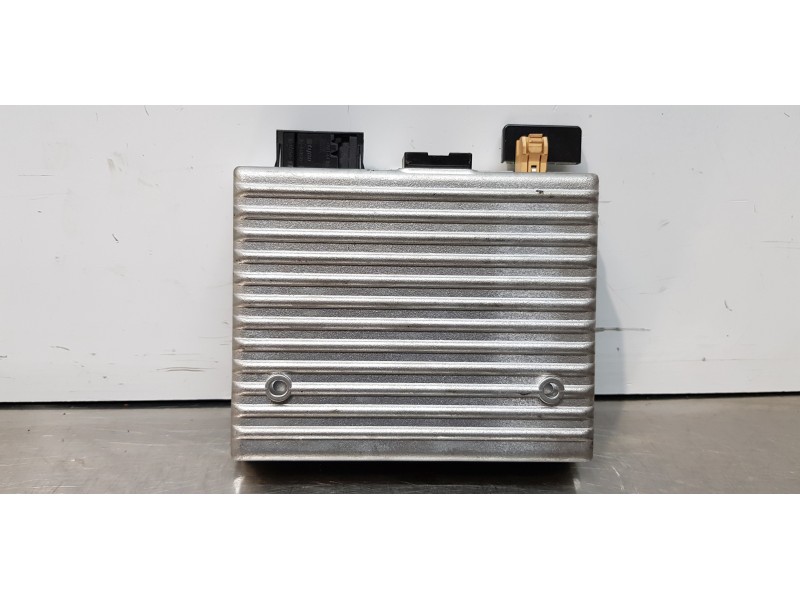 Recambio de modulo electronico para opel insignia berlina edition referencia OEM IAM 13314405  