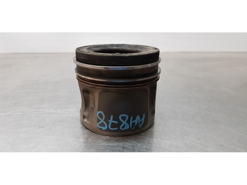 Recambio de piston para hyundai ix35 style awd referencia OEM IAM 234102F930   Recambio de piston para hyundai ix35 style awd referencia OEM IAM 234102F930