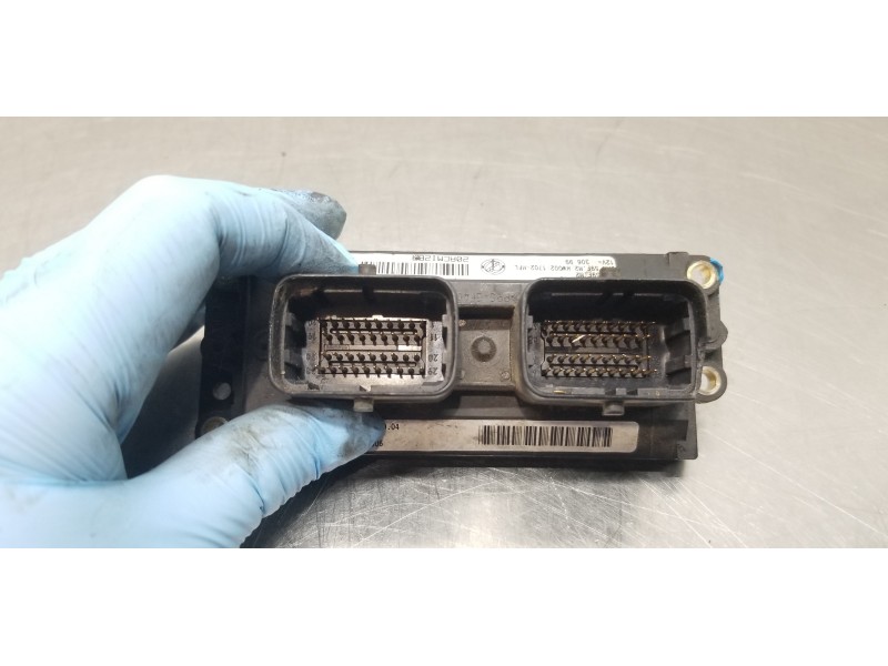 Recambio de centralita motor uce para fiat punto berlina (188) 1.2 8v active referencia OEM IAM 73501283   Recambio de centralita motor uce para fiat punto berlina (188) 1.2 8v active referencia OEM IAM 73501283