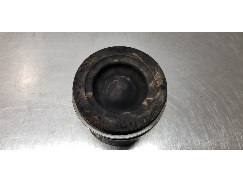 Recambio de piston para hyundai ix35 style awd referencia OEM IAM 234102F930   Recambio de piston para hyundai ix35 style awd referencia OEM IAM 234102F930