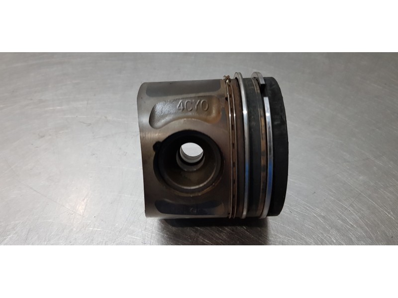 Recambio de piston para hyundai ix35 style awd referencia OEM IAM 234102F930   Recambio de piston para hyundai ix35 style awd referencia OEM IAM 234102F930