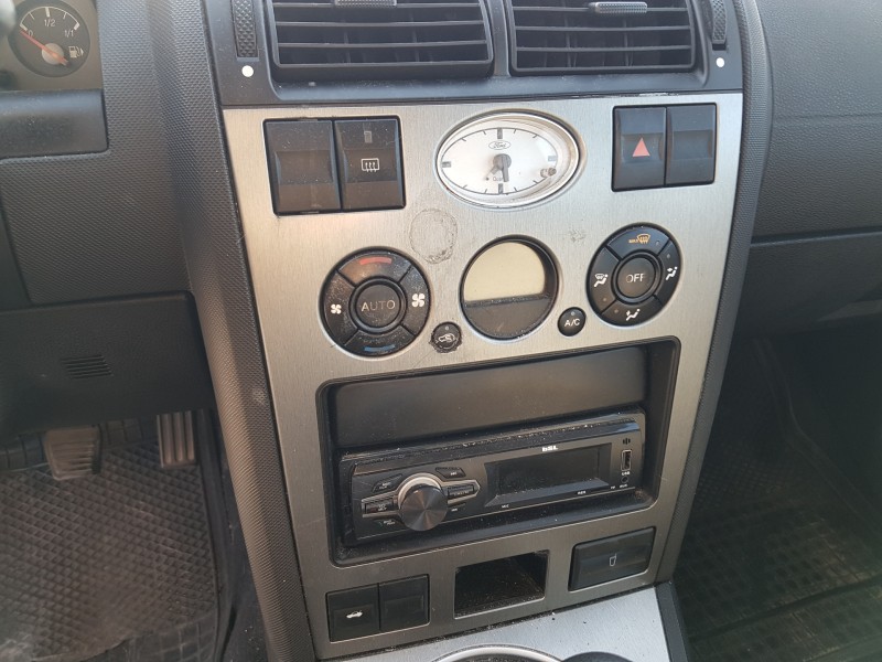 ford mondeo berlina (ge) del año 2003 ford mondeo berlina (ge) del año 2003