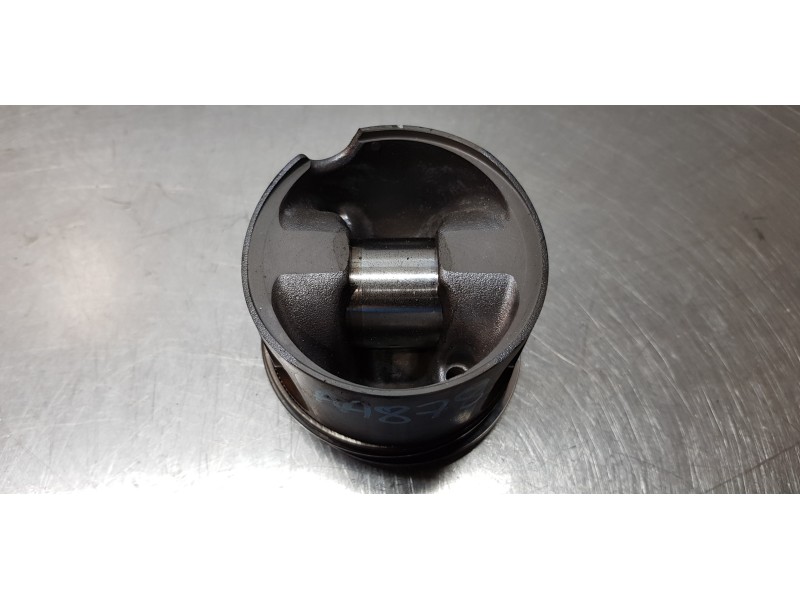 Recambio de piston para hyundai ix35 style awd referencia OEM IAM 234102F930   Recambio de piston para hyundai ix35 style awd referencia OEM IAM 234102F930