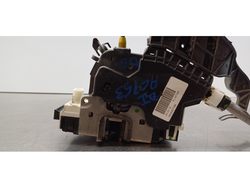 Recambio de cerradura puerta delantera izquierda para mercedes clase b (w246) b 200 cdi be (246.201) referencia OEM IAM A1667200