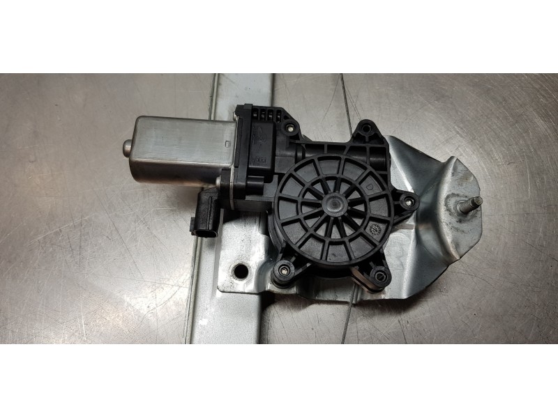 Recambio de elevalunas delantero izquierdo para nissan primastar cerrada referencia OEM IAM 8070100Q1A  