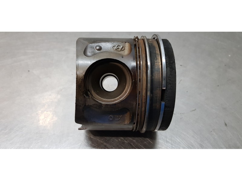 Recambio de piston para hyundai ix35 style awd referencia OEM IAM 234102F930   Recambio de piston para hyundai ix35 style awd referencia OEM IAM 234102F930