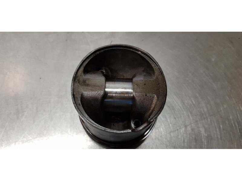 Recambio de piston para hyundai ix35 style awd referencia OEM IAM 234102F930   Recambio de piston para hyundai ix35 style awd referencia OEM IAM 234102F930