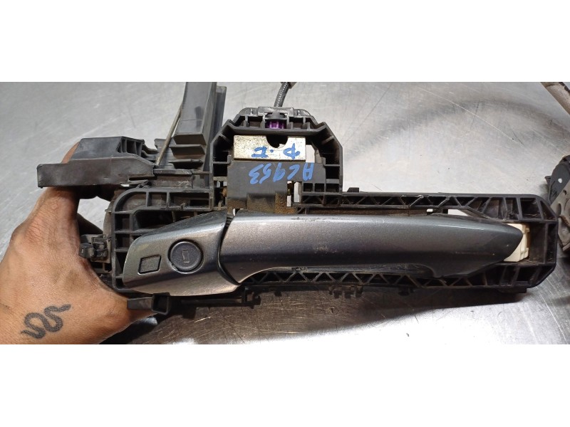 Recambio de cerradura puerta delantera izquierda para mercedes clase b (w246) b 200 cdi be (246.201) referencia OEM IAM A1667200