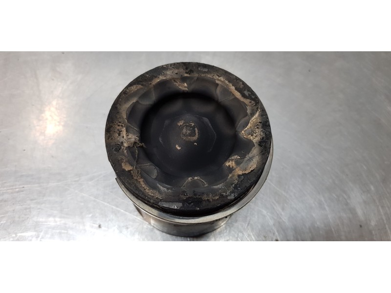 Recambio de piston para hyundai ix35 style awd referencia OEM IAM 234102F930   Recambio de piston para hyundai ix35 style awd referencia OEM IAM 234102F930