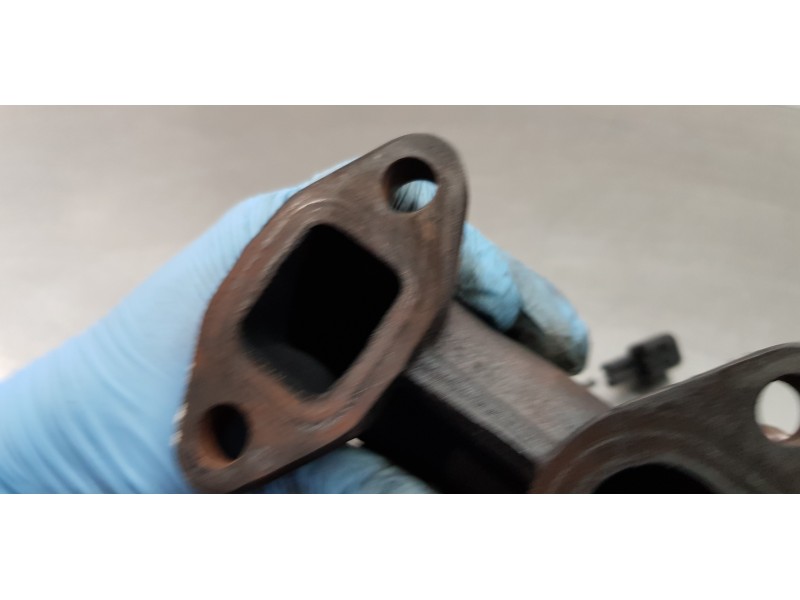 Recambio de colector escape para ssangyong rodius xdi limited referencia OEM IAM A6711421001  