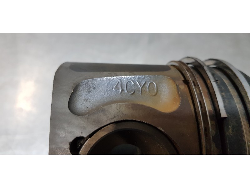Recambio de piston para hyundai ix35 style awd referencia OEM IAM 234102F930   Recambio de piston para hyundai ix35 style awd referencia OEM IAM 234102F930