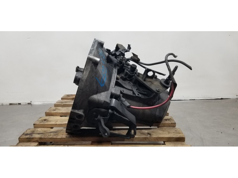 Recambio de caja cambios para peugeot 206 berlina x-line referencia OEM IAM 20CP97  