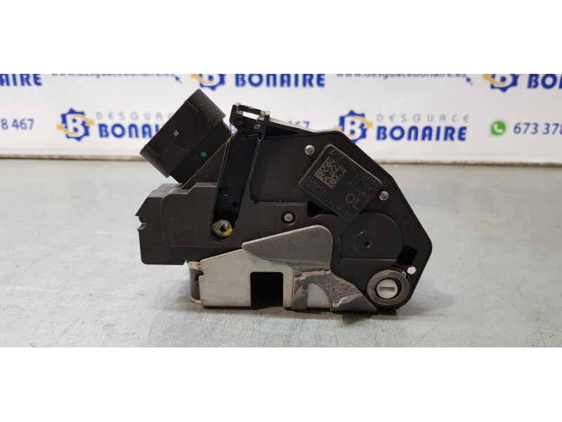 Recambio de cerradura puerta trasera derecha para ford ecosport trend referencia OEM IAM CN15A264A26DD  